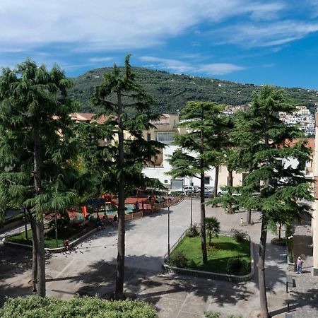 Il Campanile Villa Вико Екуензе Екстериор снимка
